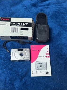 Canon Silver Compact ELPH LT (IXUS M-1) Camera with Manual & Case